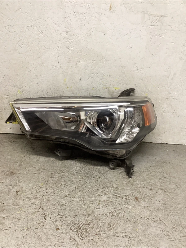 2021-2024 TOYOTA 4RUNNER LEFT LH DRIVER SIDE HEADLIGHT OEM LED 8107035610
