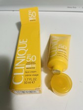 Clinique SPF 50 Sunscreen Solar Smart Face Cream 1.7 oz New Sealed