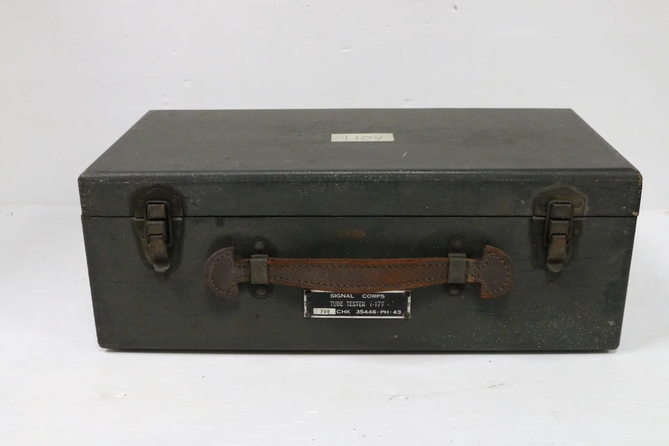 Signal Corps I-177 Dynamic Mutual Conductance Valve Tube Tester J94 - Image 3 of 3