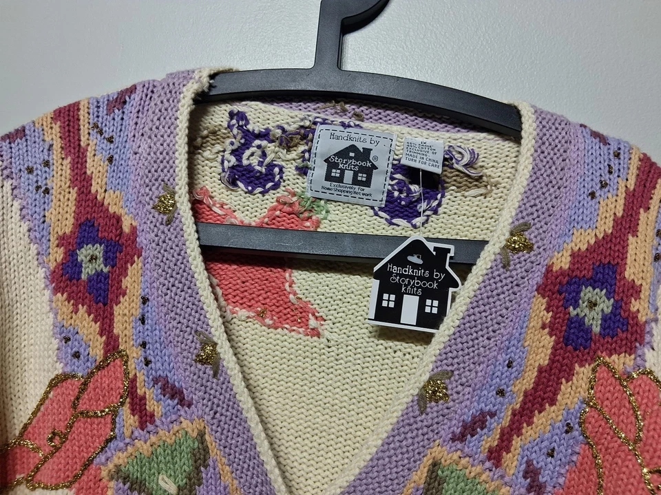 Cárdigan de Colección Storybook Tejidos Edición Limitada Patrón Talla 1X Nuevo sin Etiquetas Foto 2 de 4