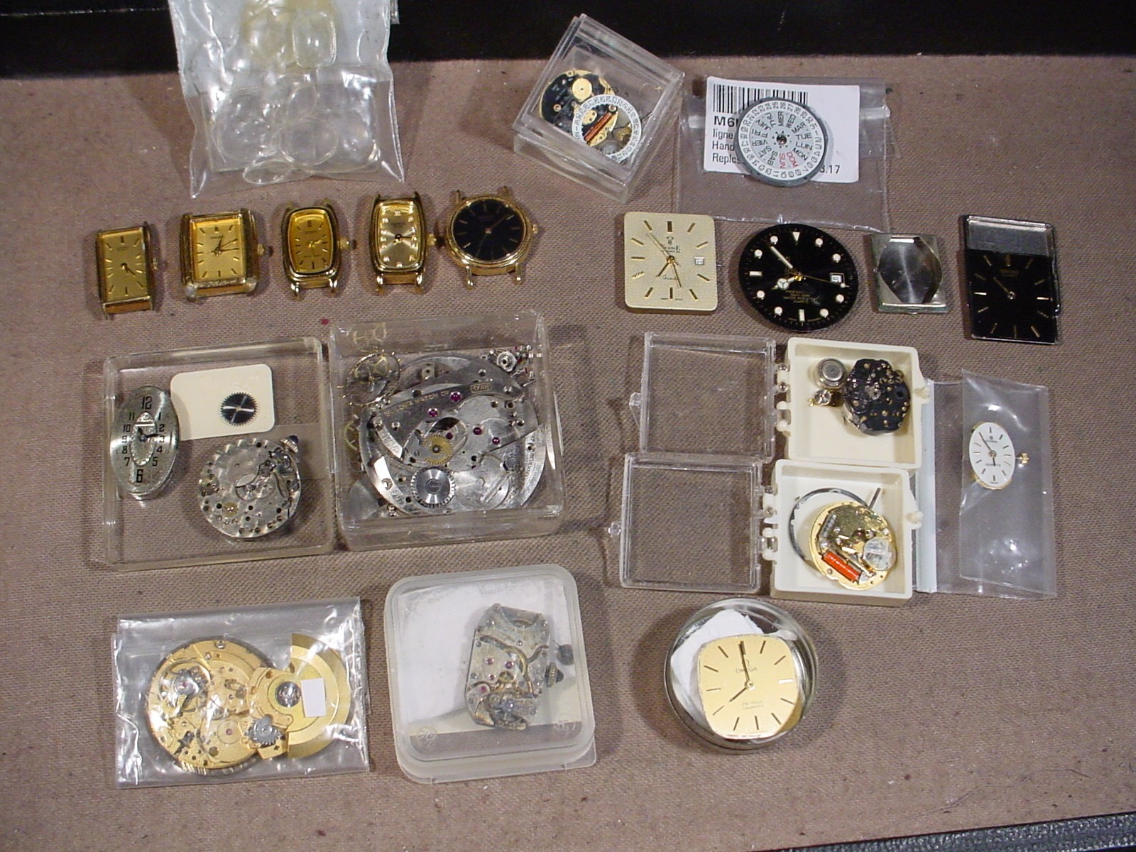 quartz Bulova &amp; Seiko parts Vintage lot movement watch ETA Omega wrist NR Cyma - vintagewatches.pk