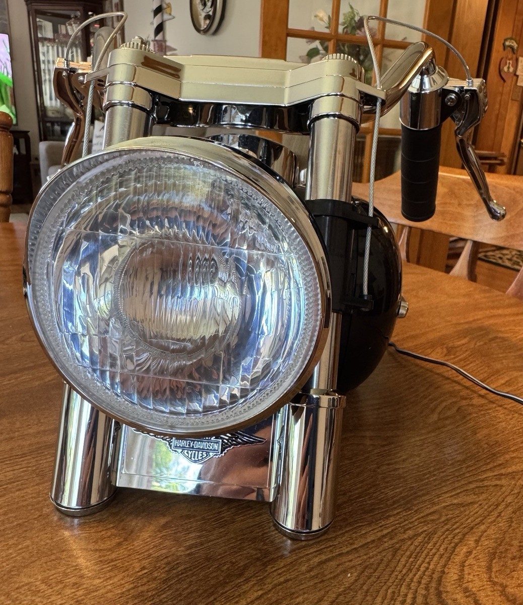 Harley Davidson Tank Radio VTG 1993 Working Engine Sound