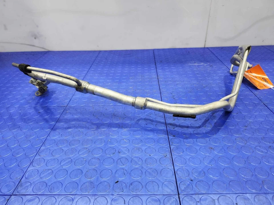 Conjunto de tubo de succión aire acondicionado Lincoln MKX 2106-2018 OEM DG9Z19A834J Foto 4 de 4