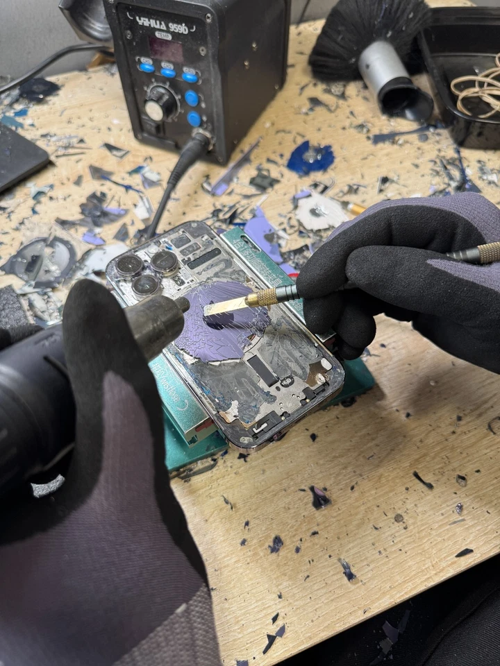 iPhone 14 14 Plus 14 Pro 14 Pro Max Back Glass Repair Service - Image 4 of 4