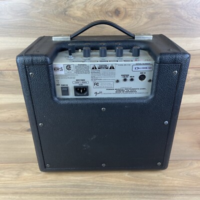Fender G-dec Junior Digital Entertainment Center 15w