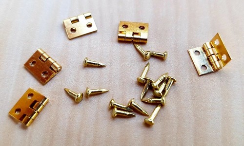 Small Hinges Brass Dolls House Model Maker Jewellery Box Lid With Pins Vary List - Picture 11 of 12