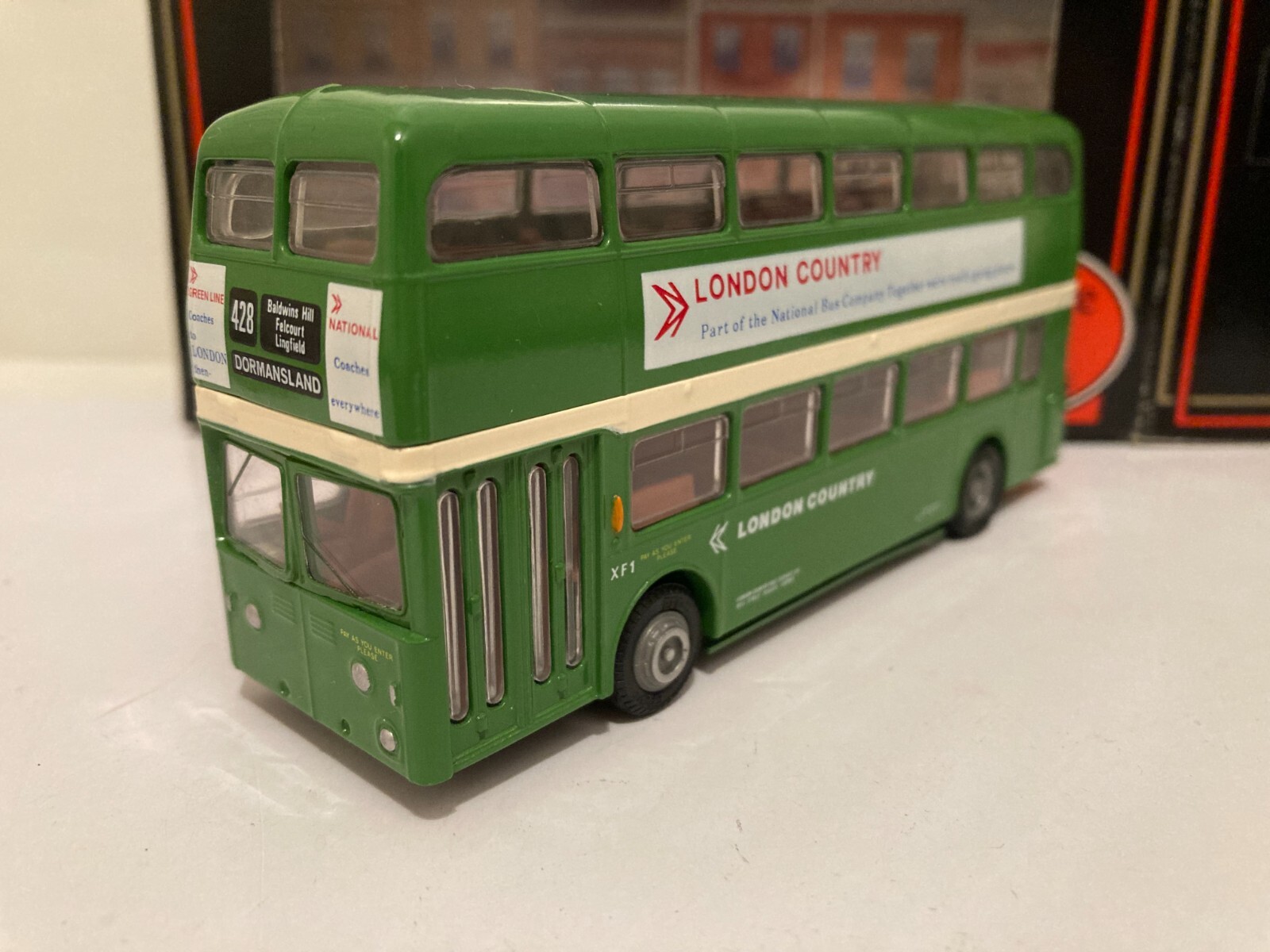 EFE 18201 Daimler Fleetline London Country 1/76 scale boxed free post