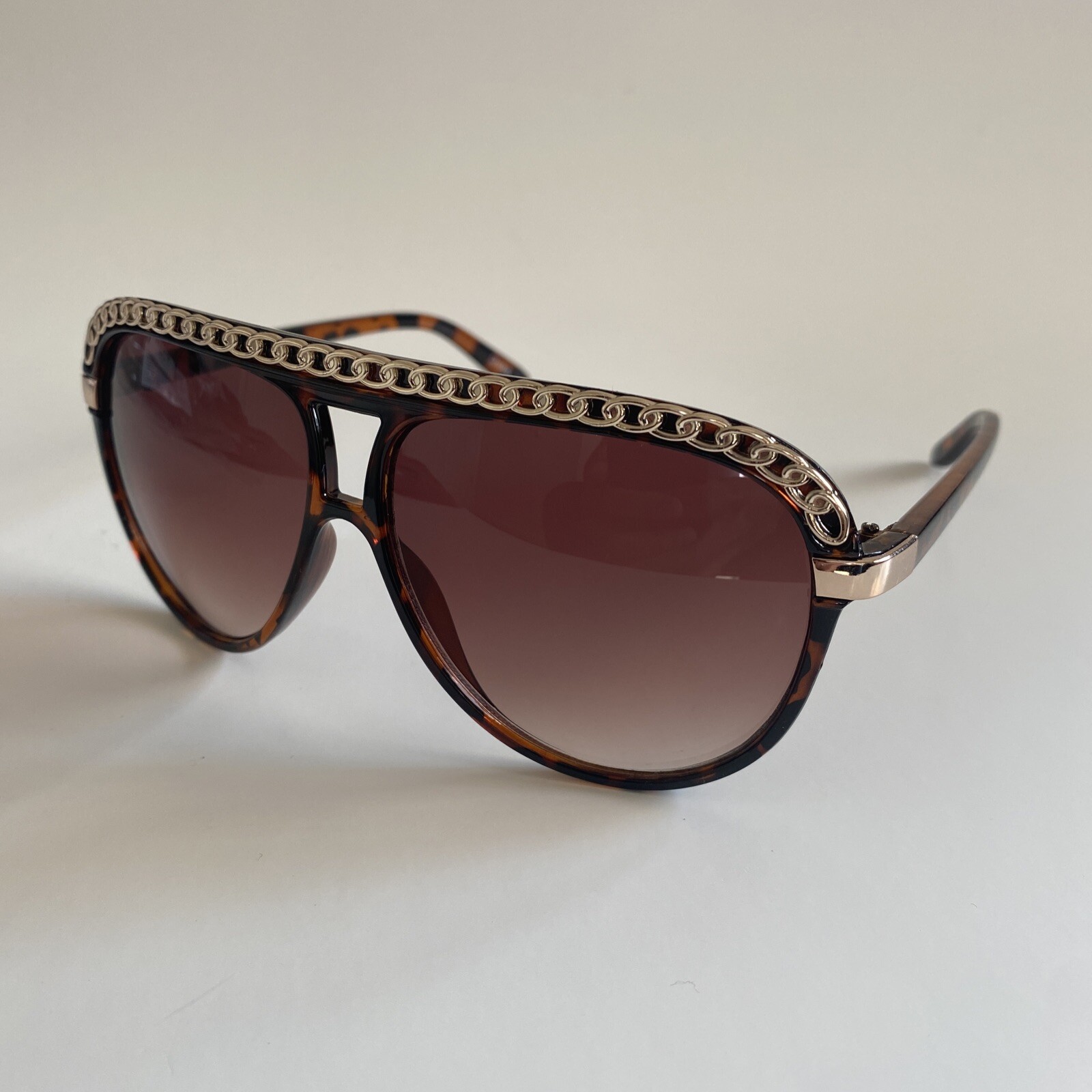 Sunglasses Women Stunner Shades Luxury Fashion Brown Tinted New Stylish BN013