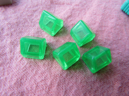 VARIOUS PARKER MONOPOLY SPARE/REPLACEMENT HOUSE & HOTELS - PICK-A-PART - Picture 24 of 32