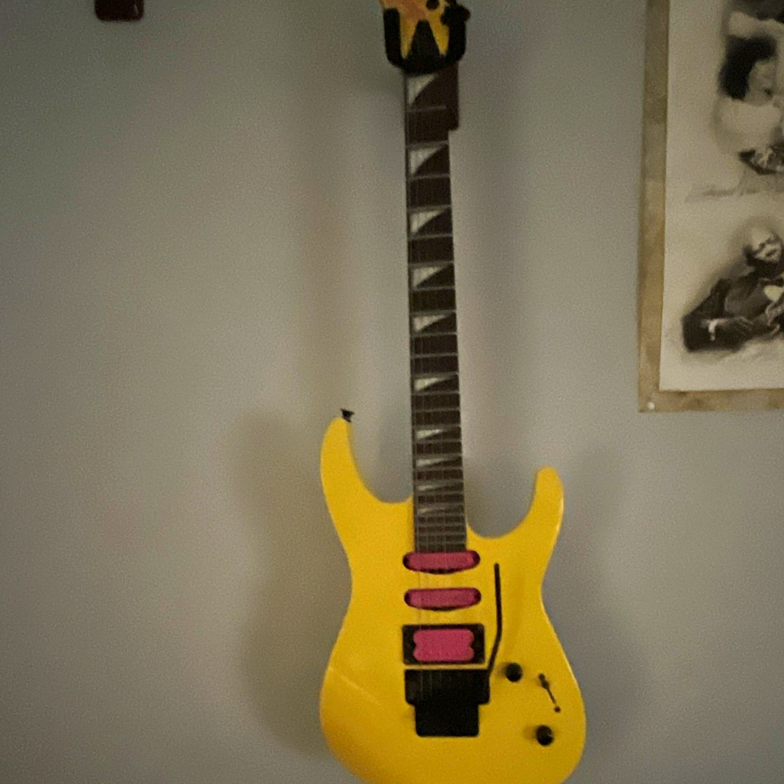 Jackson Yellow Electric Guitar Pink Pickups Floyd Rose 6-String