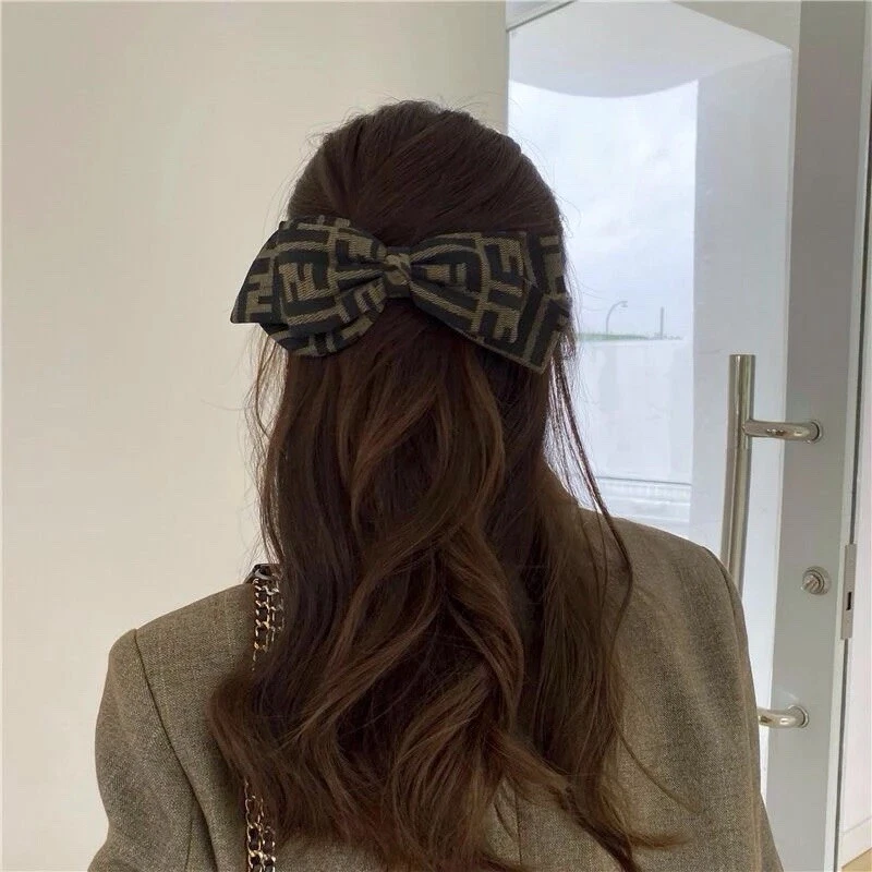 Fendi Brown Monogram Pattern Bow Tie Hair Clip - Image 2 of 2