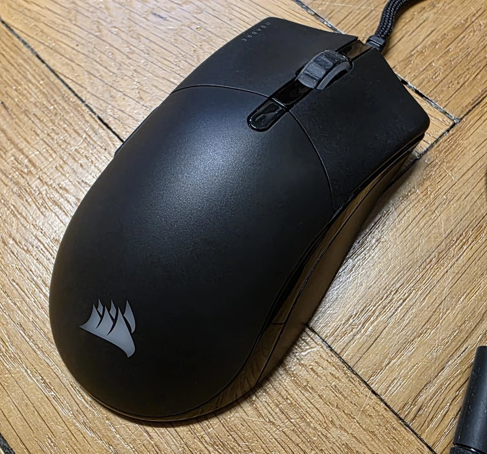 Corsair Sabre RGB Pro Gaming Maus – 18 000 DPI, 8000 Hz, USB, leicht TOP Zustand - Bild 3 von 3