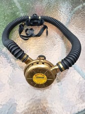 Détendeur mistral militaire doré GERS (groupe étude recherche sous-marine) spiro