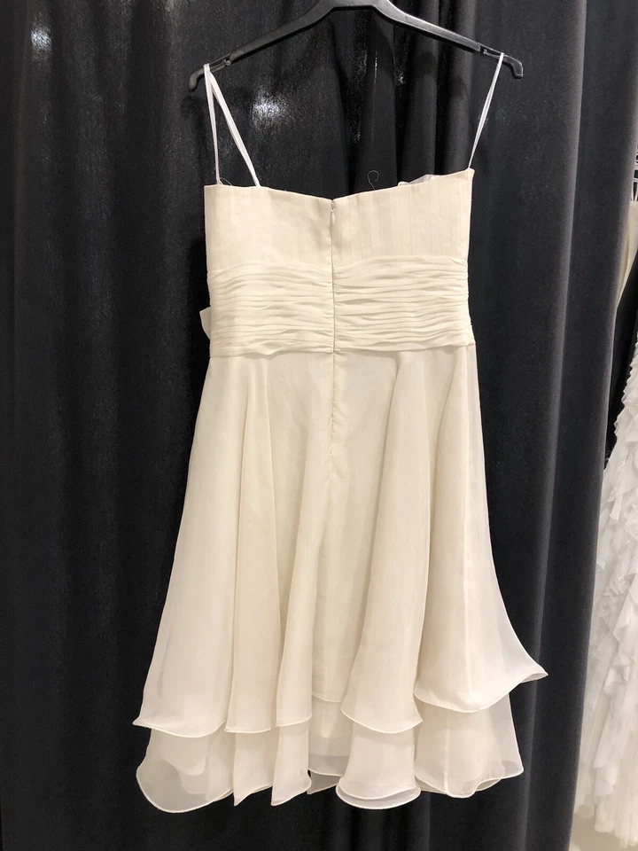 Vestido de Novia corto Ugo Zaldi Talla 40 Precio Tienda 390€ Liquidación Cierre - Imagen 2 de 2