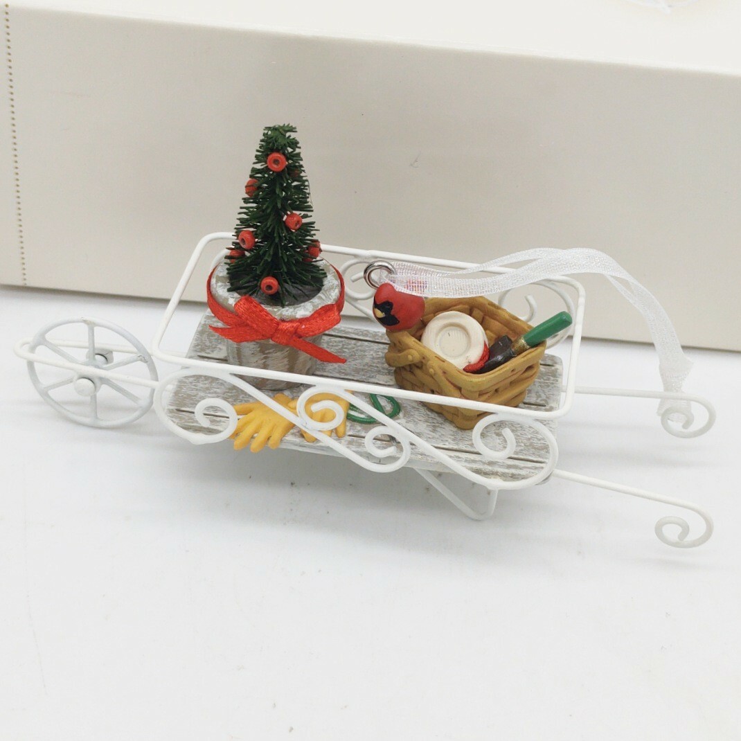 Hallmark Keepsake Ornament 2006 Ready Set Grow