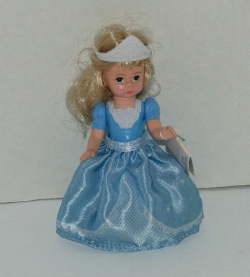 mcdonalds happy meal madame alexander dolls