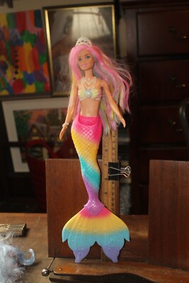 Rainbow Costume Barbie Arcobaleno Bambola Barbie Capelli