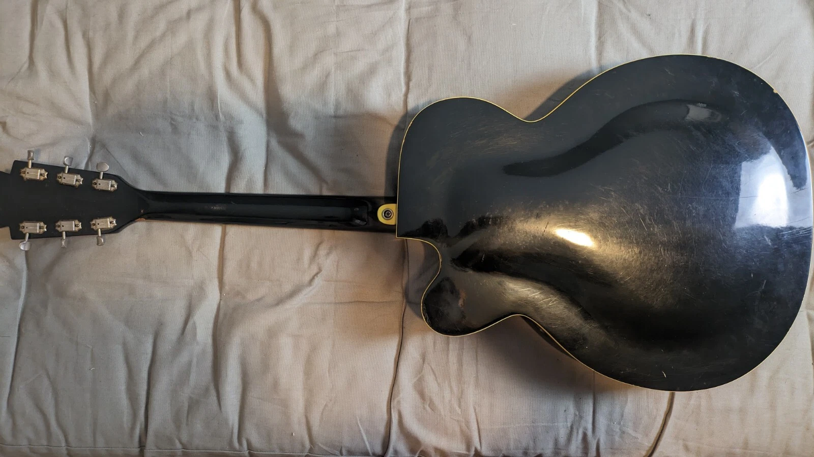 Picture 4 of 6