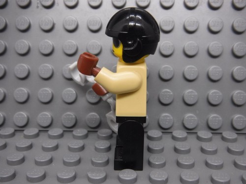 LEGO Traffic Cop Minifigure Collectible Series 2 CMF col022 - Picture 2 of 4