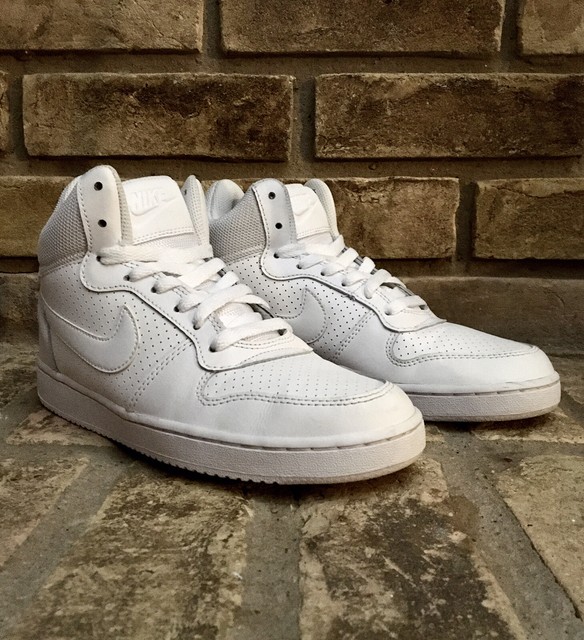 nike women's court borough mid