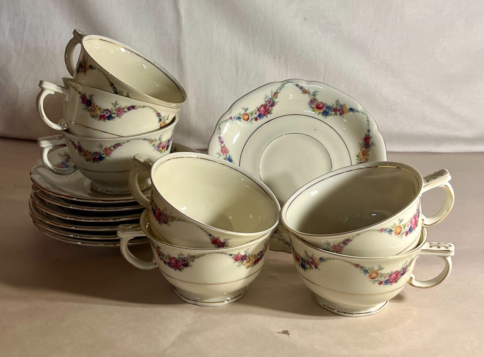 7 Victoria Czechoslovakia Floral Garland Cups And Saucers | eBay