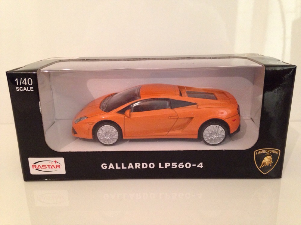 Lamborghini Gallardo LP560-4 1:43 Maßstab Rastar 34600 Neu