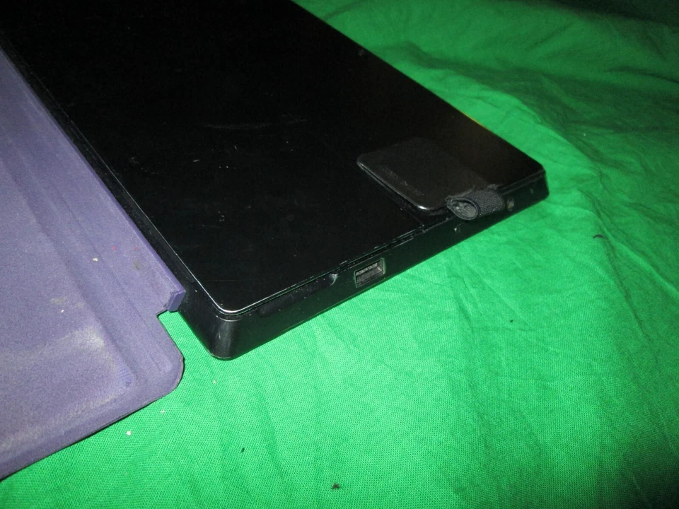 Microsoft Surface Pro 3 12" Tablet Intel Core i5 4300U 8GB RAM 256 GB Speicher - Bild 3 von 4