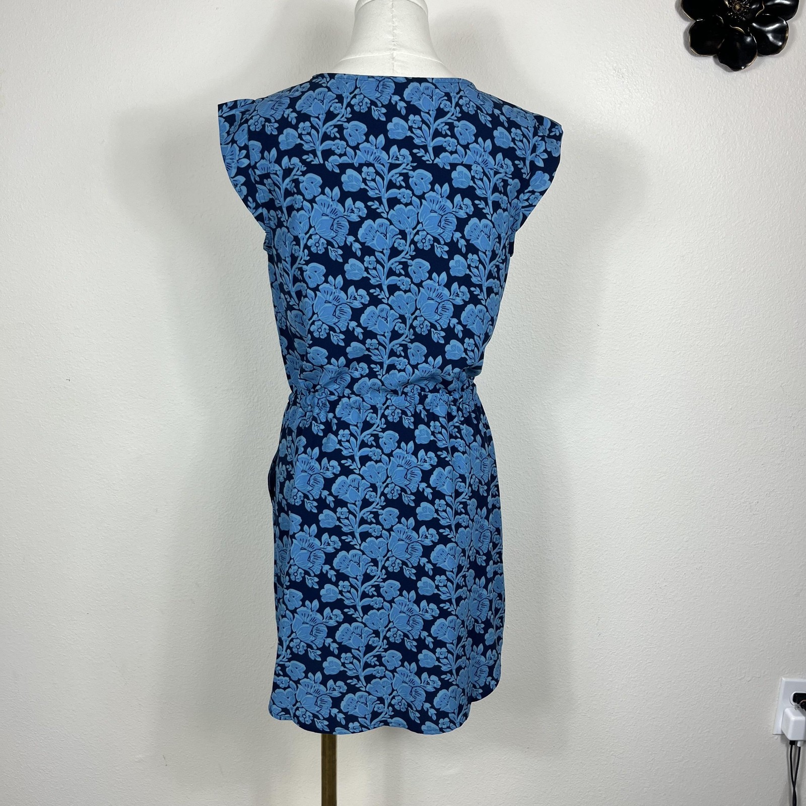 CAbi Java Dress Womens Small Blue Floral Sundress Drawstring Pockets Boho