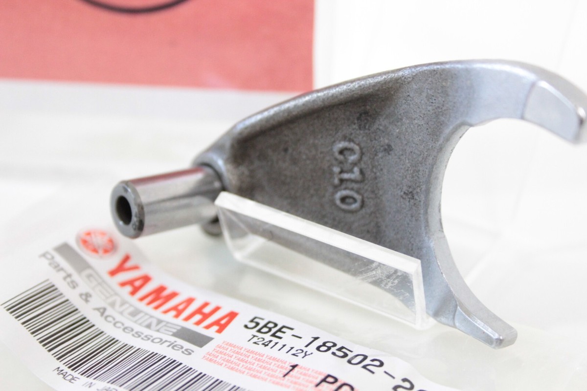 Yamaha Genuine OEM Fork, shift 2 5BE-18502-20-00 fit YZ250 WR450F