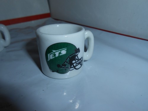 1 1990's NFL FOOTBALL MINI PORCELAIN MUG CUP YOU CHOOSE TEAM + 5 BONUS CARDS - Picture 43 of 80