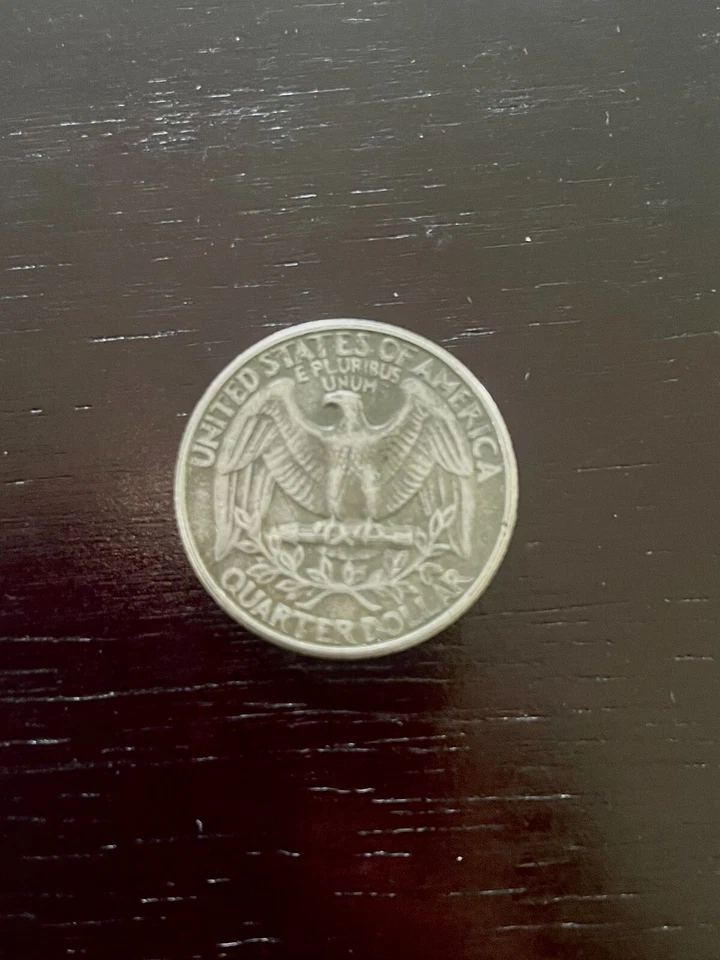 Exotic US Quarter Dollar Coin 1993 Scratch on Head Error & Blackened Background - Image 2 of 2