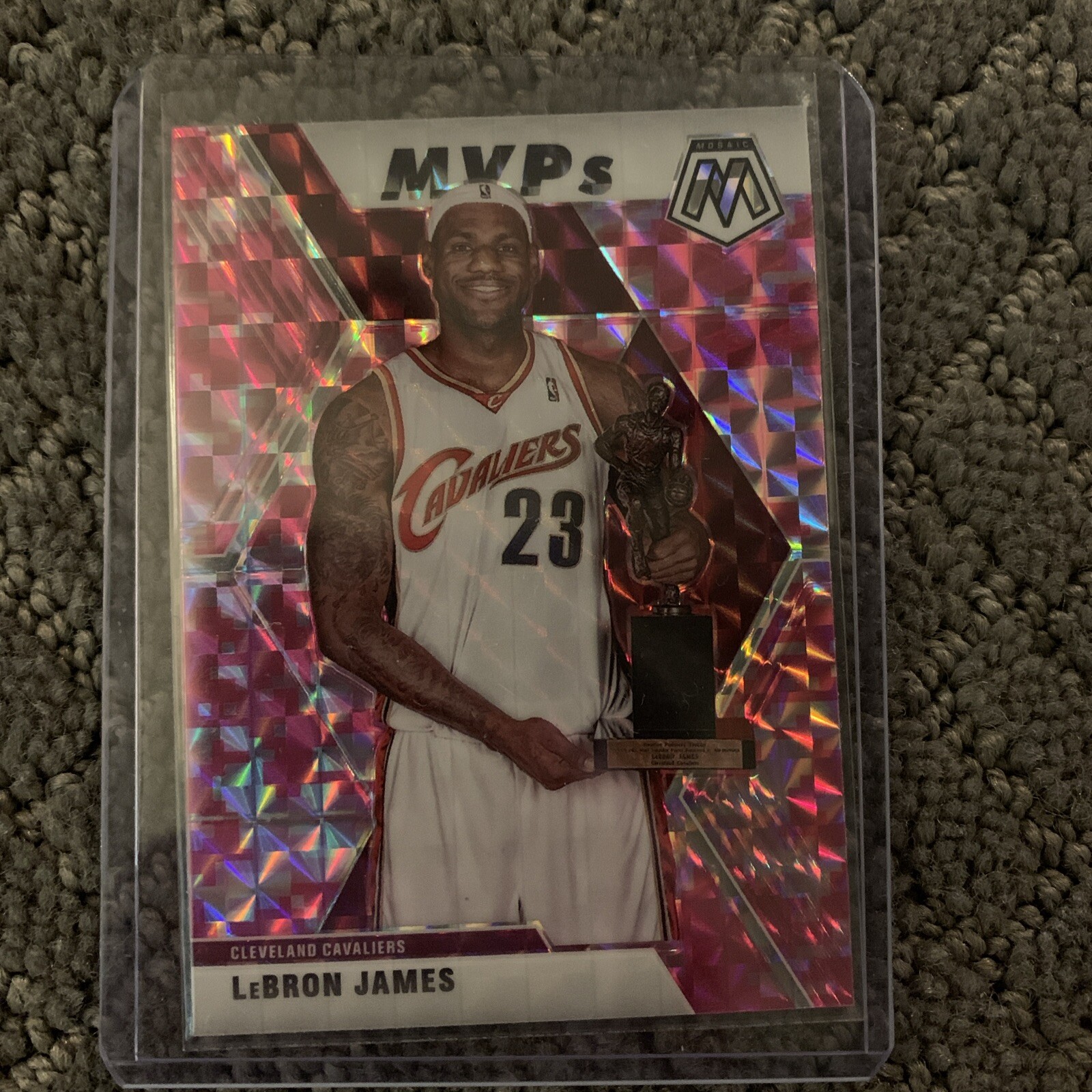 2019-20 Lebron James Panini Mosaic - MVPs Pink Camo Prizm #298