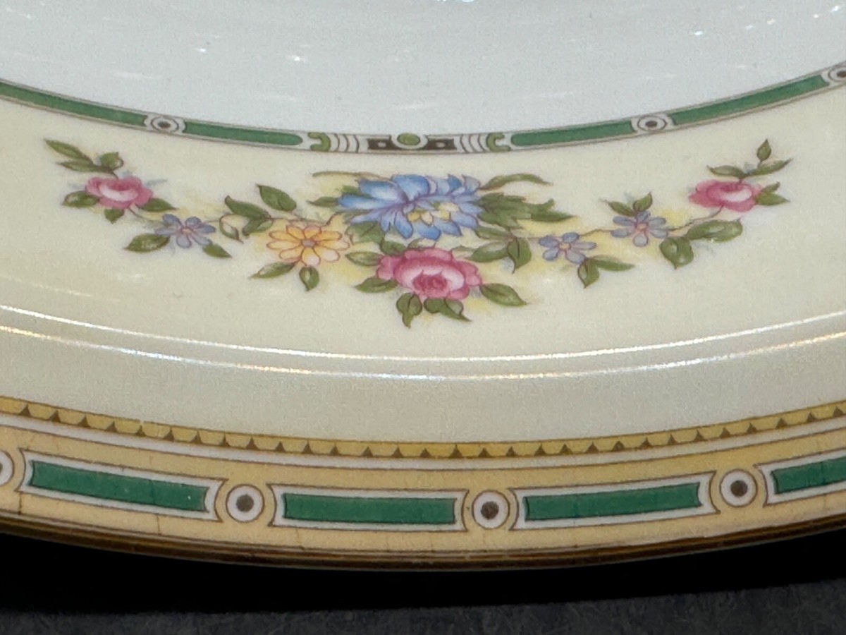 Vintage Noritake , Alicia, round serving bowl , Japan , fine bone