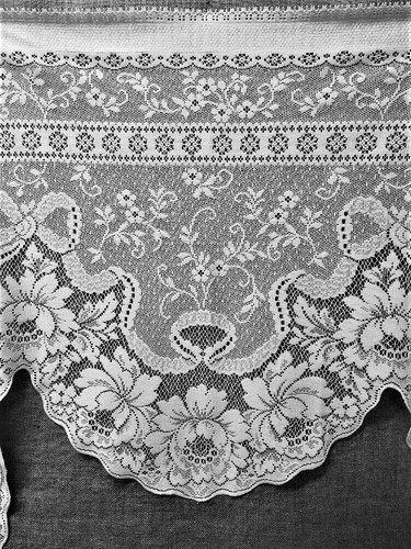 Ainsley White Lace Window Swag Cotton Blend 60" x 46" Livingroom Bedroom - Picture 2 of 4