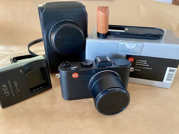 Leica X2 Elmarit 24 mm 1:2.8 aspherical 16.5MP APS-C Digitalkamera Schwarz