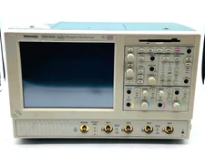 TEKTRONIX TDS5104B 4-CH 1GHz DIGITAL PHOSPHOR OSCILLOSCOPE