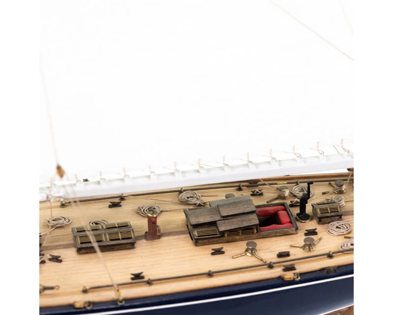 Endeavour - 1:35 AM1700-82 - amati modellismo - Immagine 2 di 4