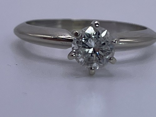 ANILLO SOLITARIO DIAMANTE REDONDO DE ORO BLANCO 14K 0,40 quilates, talla 4,5 - Imagen 5 de 10
