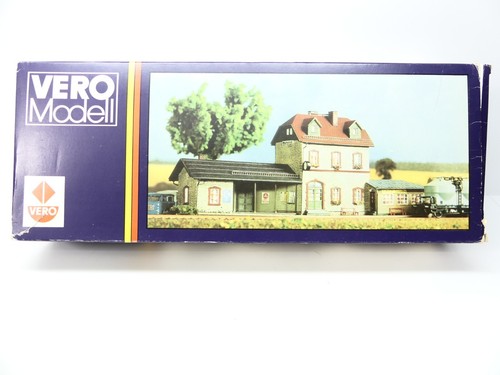 VERO H0 9330 kit estación "Wachstadt", sin construir, NUEVO en EMBALAJE ORIGINAL #45971 | Zustand: Gebraucht