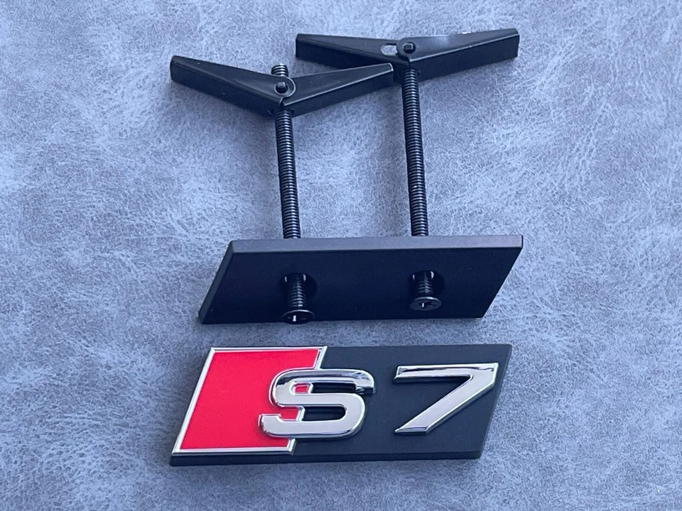 S7 Logo Emblema Accesorio de Calandra Parilla Parte Delantera Color Cromo A7 S7 - Imagen 3 de 4