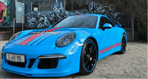 SPARK 1 18 Porsche 991 Carrera S Martini Racing Design - riviera bluee SPARK 1 18 Porsche 991 Carrera S Martini Racing Design - riviera bluee