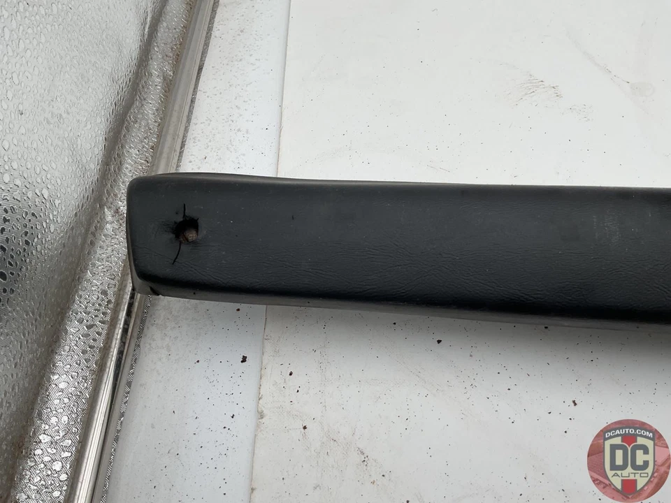 1974-1986 Porsche 911 SC левая дверь верхняя полоса черный 911555083477AE 129083 - Изображение 3 из 4