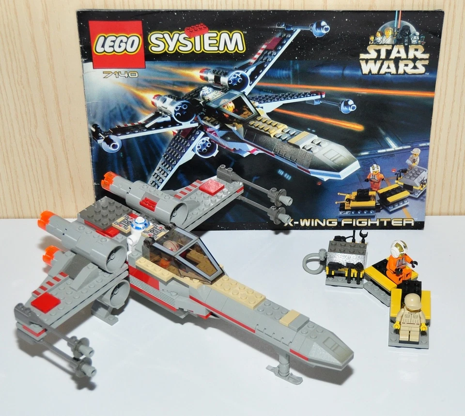 LEGO Star Wars 7140 X-wing Fighter, foto 1 di 5