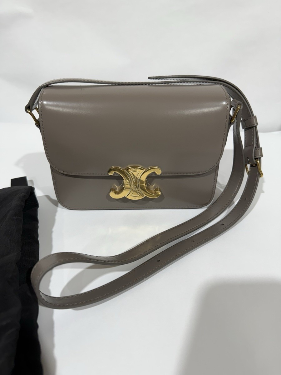 Celine Teen TRIOMPHE BAG IN SHINY CALFSKIN New, Pebble