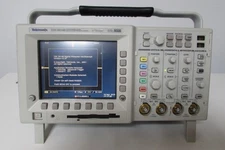 Tektronix TDS3014B OSCILLOSCOPE; DPO, 100 MHZ, 1.25GS/SS, 4-CH, with 2 TTP0101