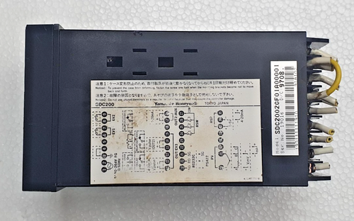 YAMATAKE HONEYWELL SDC200 MODEL-SDC2002GF01A00001 Température Contrôleur - Photo 2 sur 5