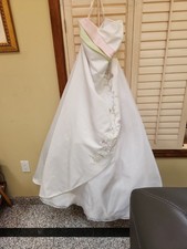 Womens Butterfly Themed Wedding Dress David's Bridal PinkGreen Gorgeous Size 18
