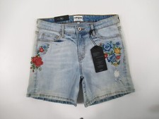 NWT UMGEE Women's Embroiderd Jean Shorts Size 27 D805