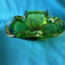 1960’s Green and Amber Small Bowl Ashtray Mid Century Modern Style