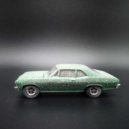 1972 72 Chevy Chevrolet Nova Yenko Sc Fienile Trovare 1:64 Scala Modellino Auto - Foto 2 di 8